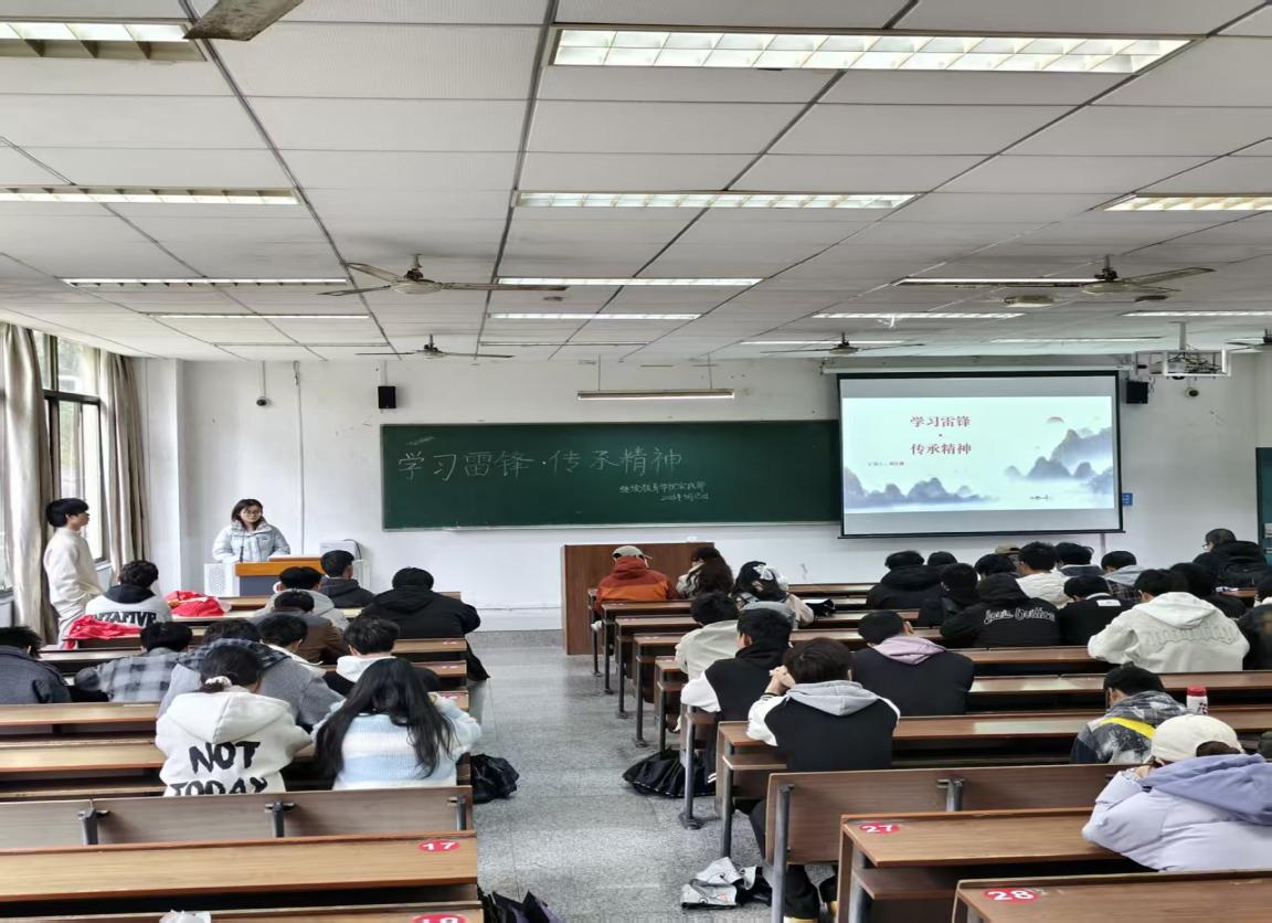学雷锋活动照片2.jpg